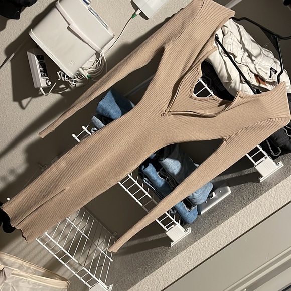 Romper - Picture 2 of 3